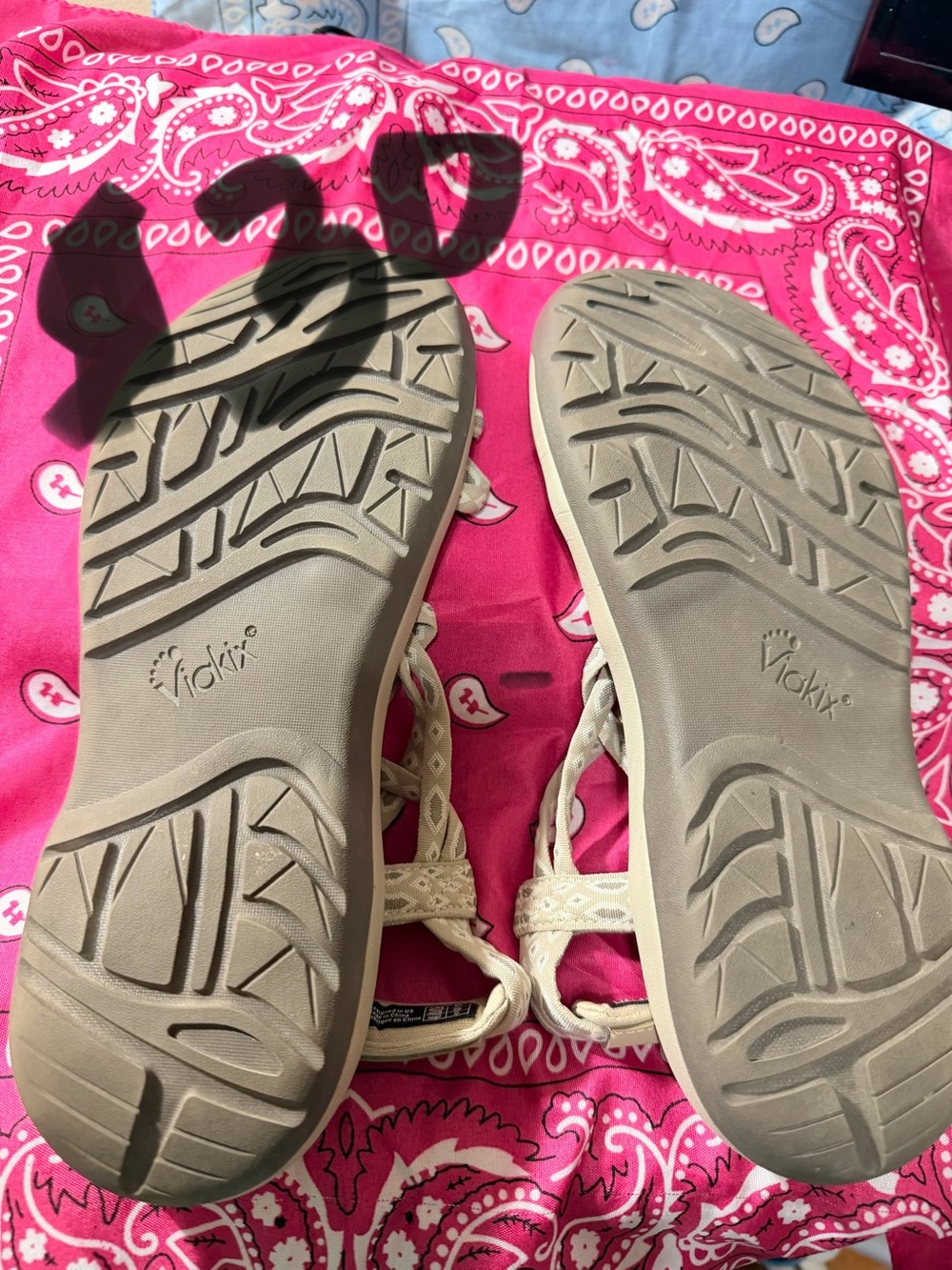 Viakix Women's walking sandals